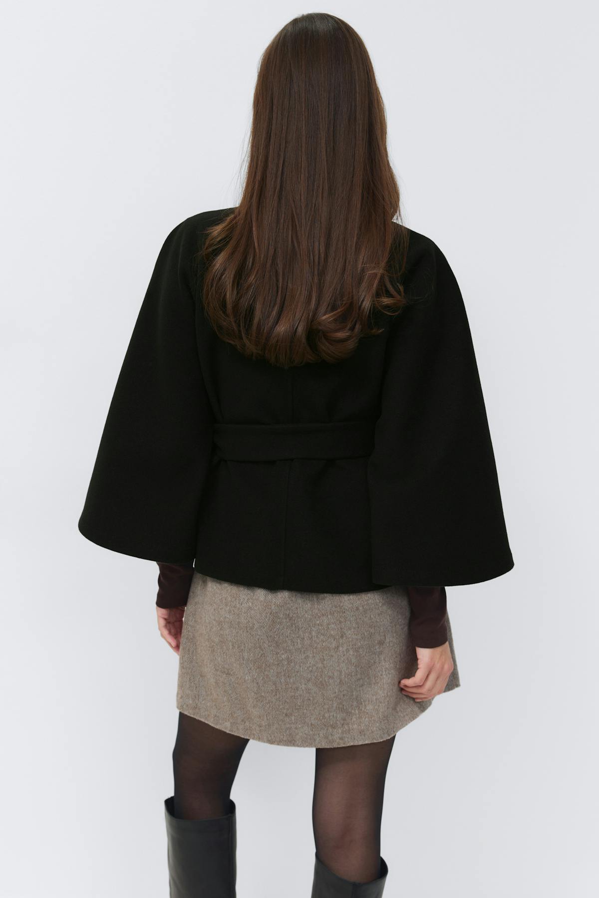 Belt cape jacket