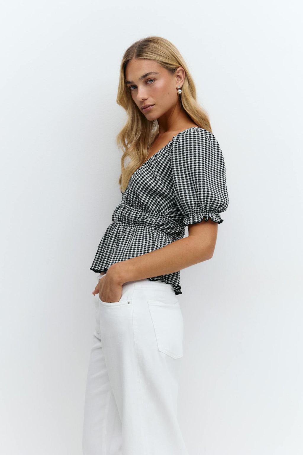Puff sleeve top