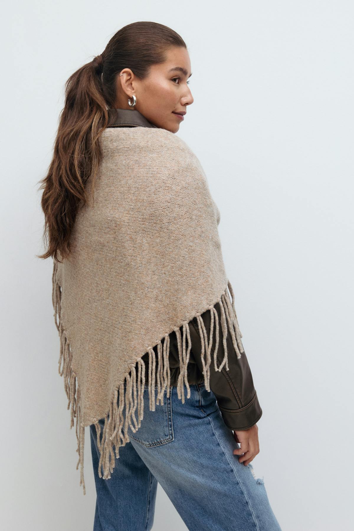 Triangle scarf