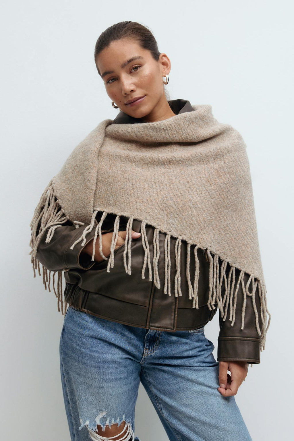 Triangle scarf