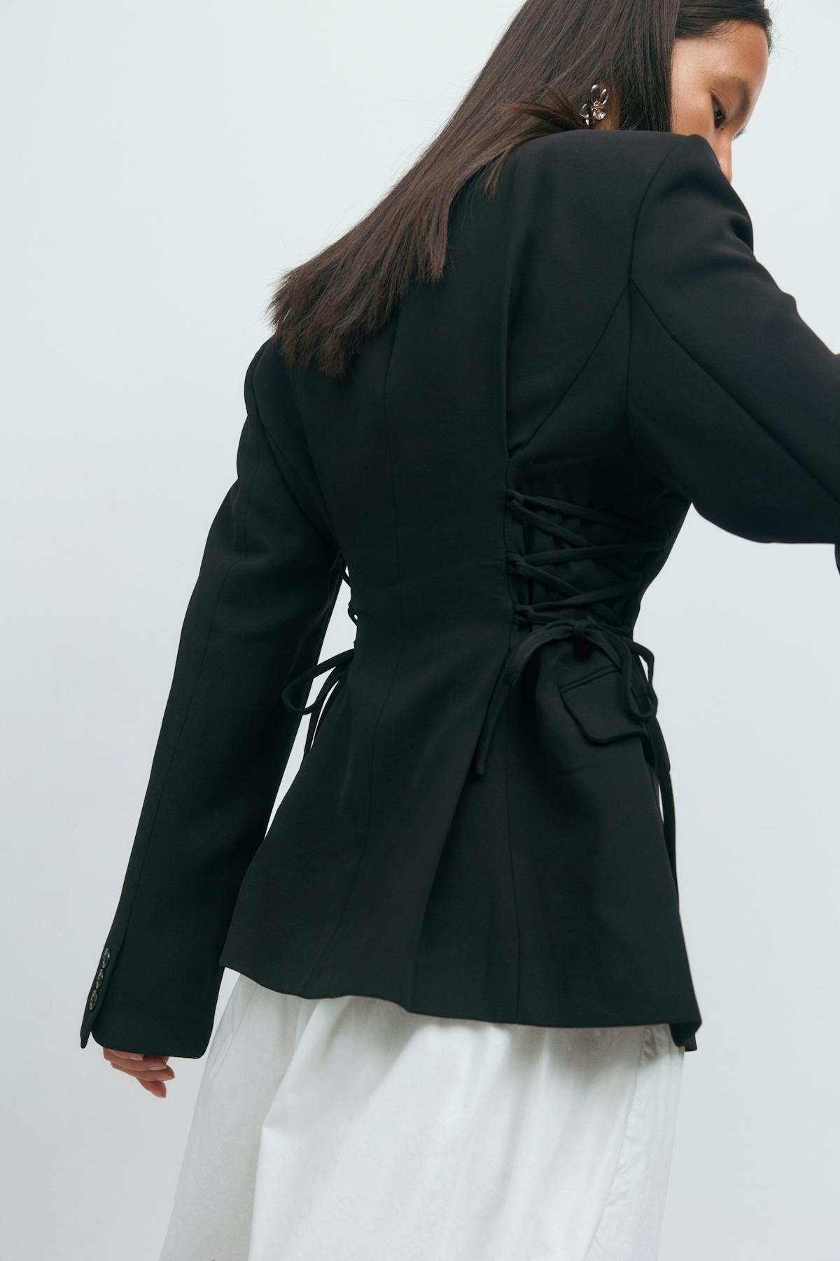 Side lacing shaped blazer