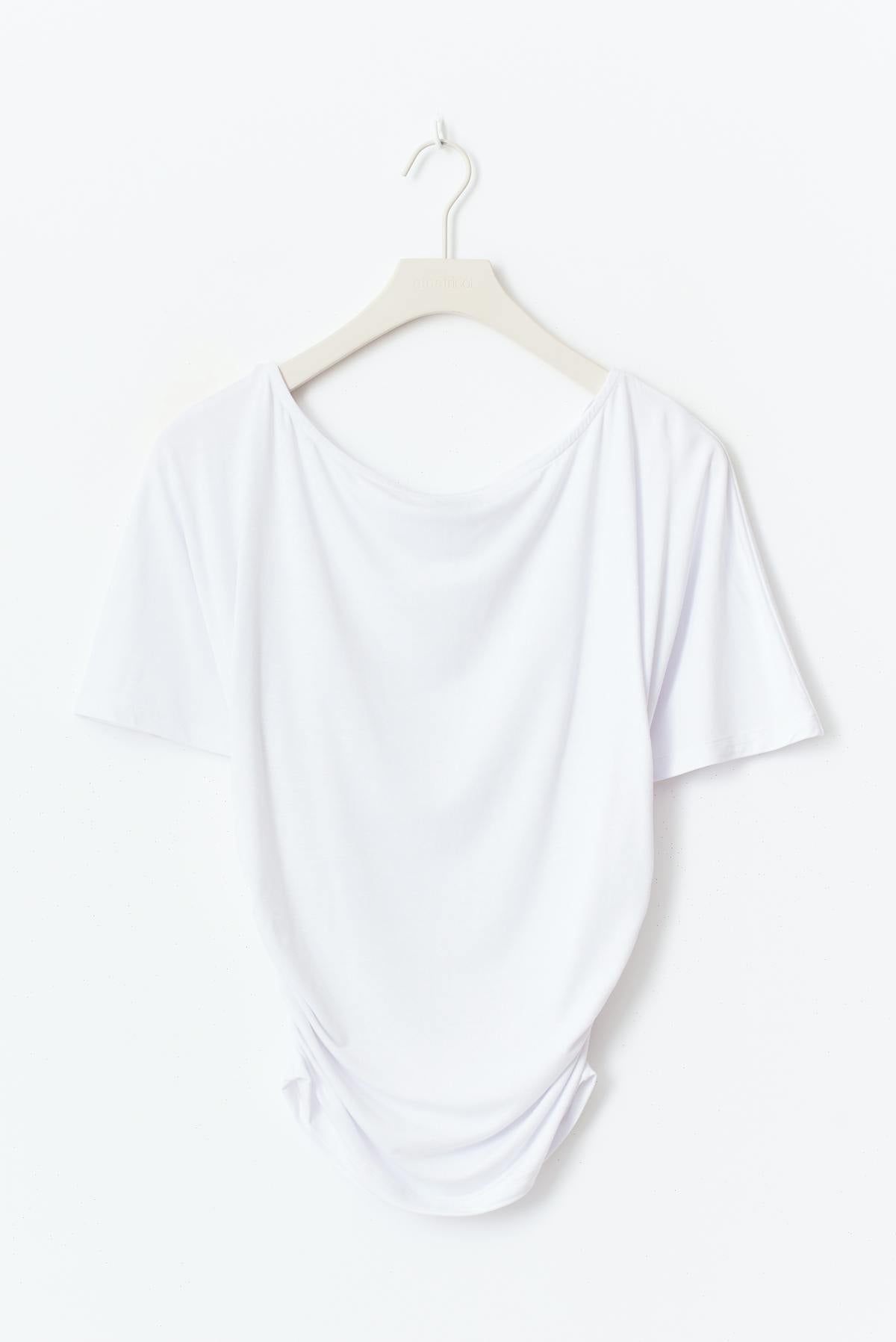 Sculptured top