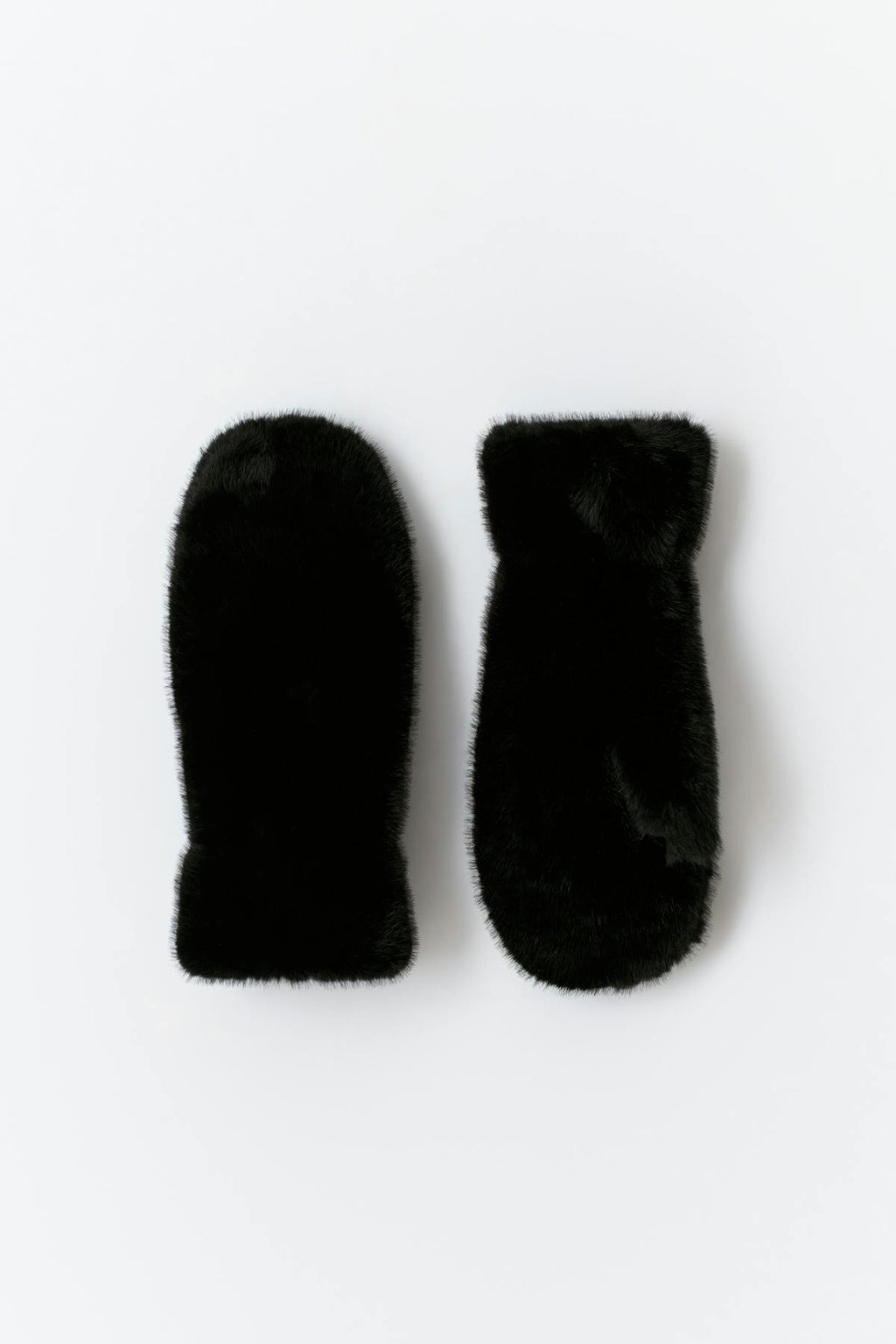 Faux fur mittens