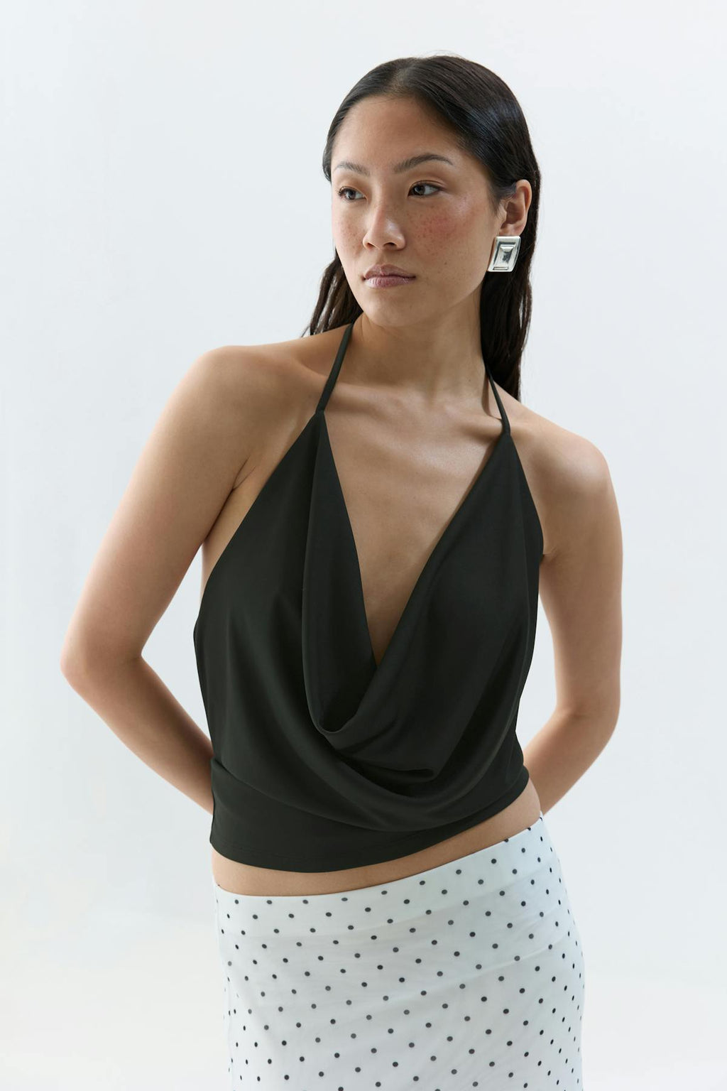Waterfall neck singlet
