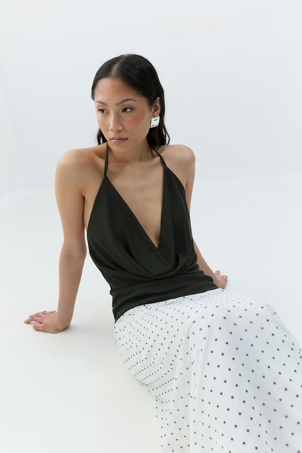 Waterfall neck singlet