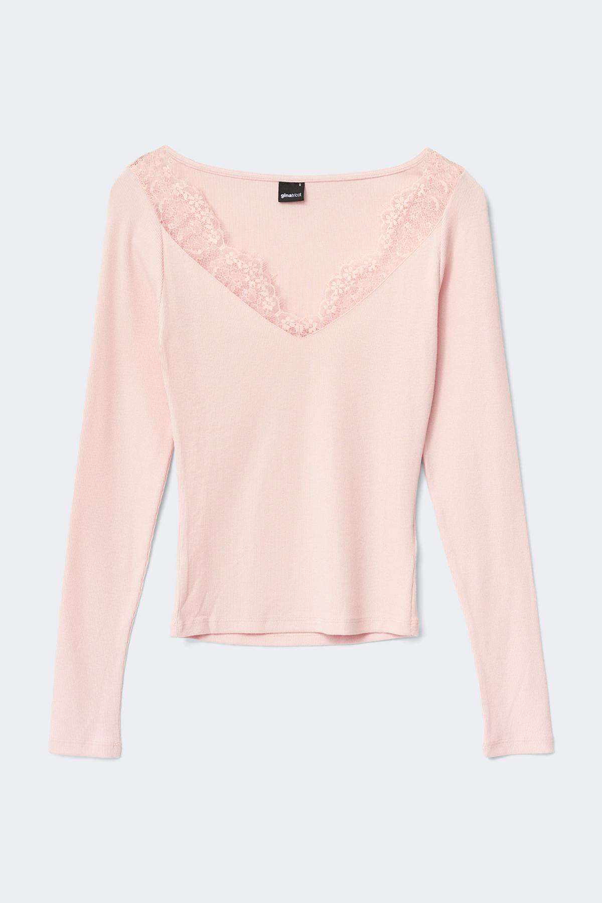 Lace detail top
