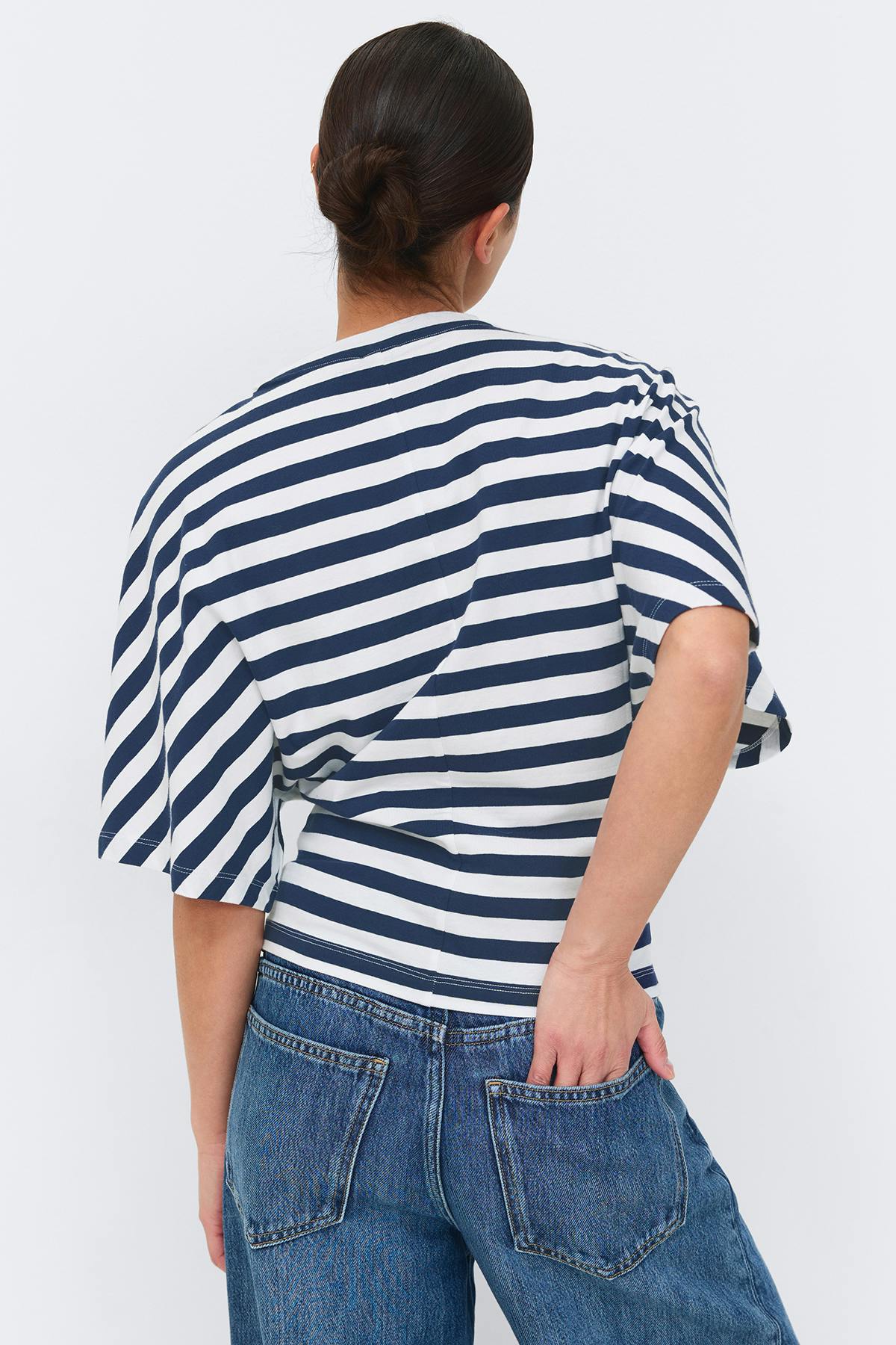 Fitted top