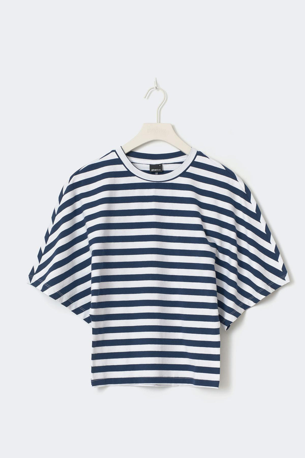Fitted top