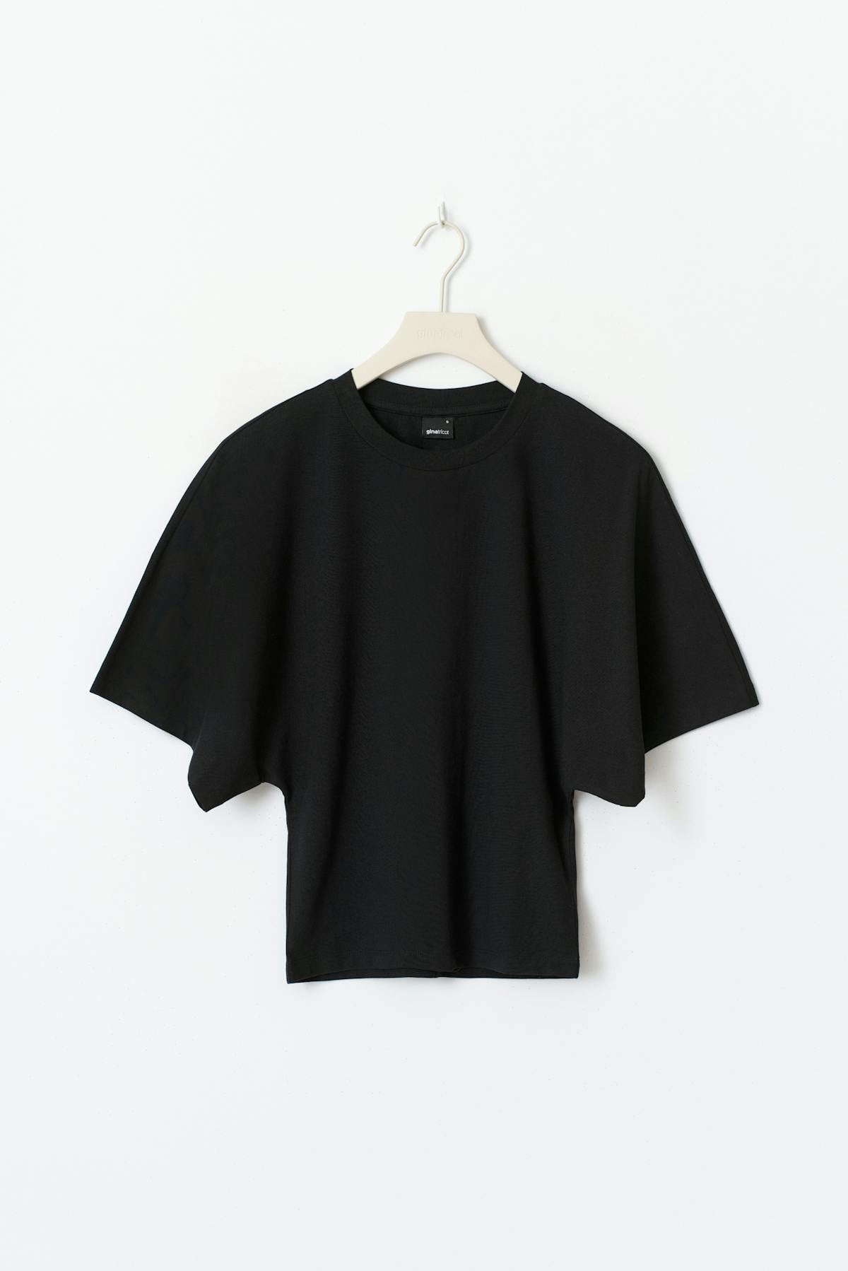 Fitted top