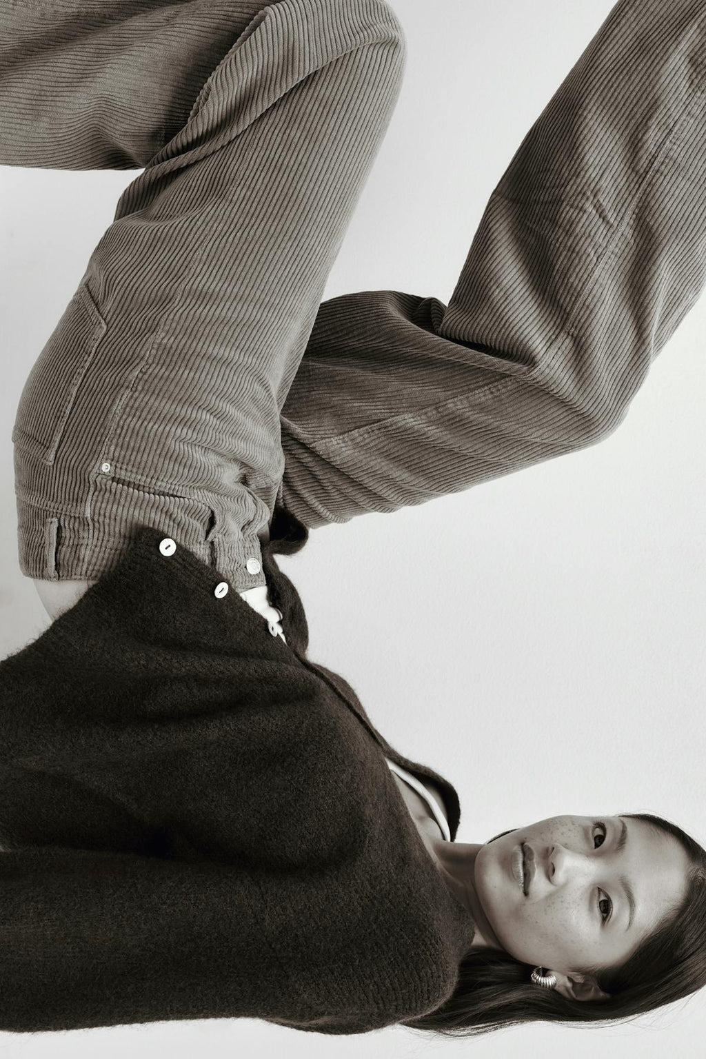 Low wide cord jeans