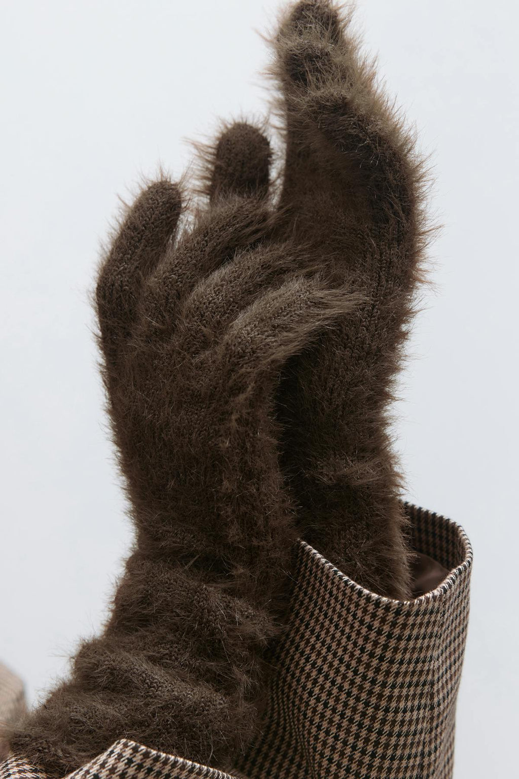 Hairy gloves