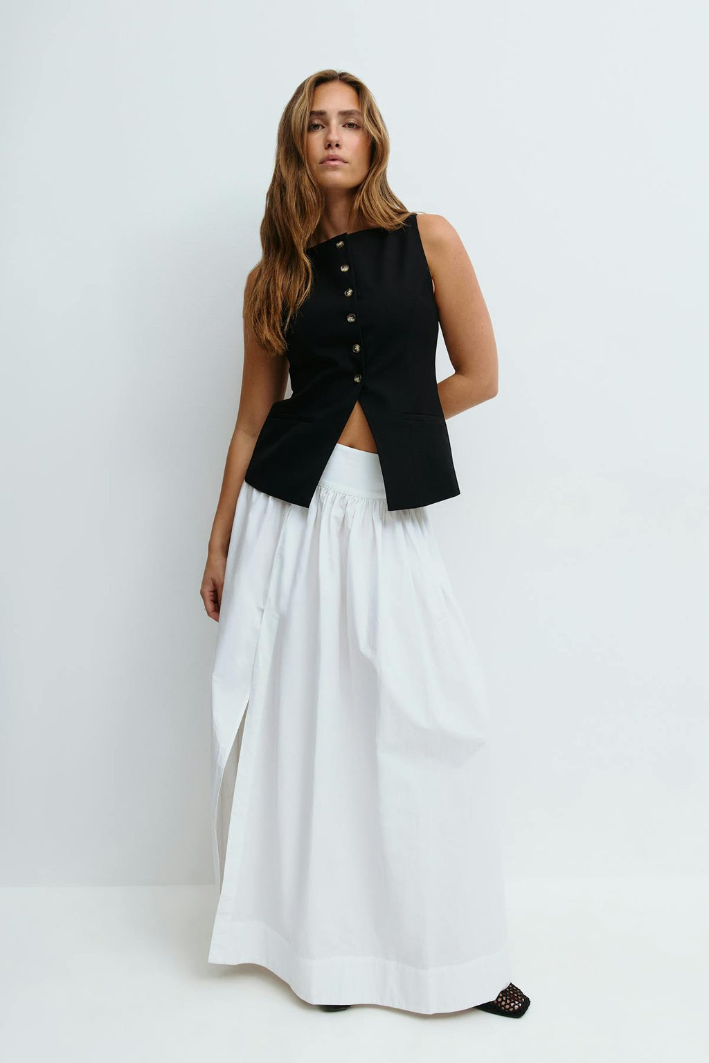 Tailored boatneck vest