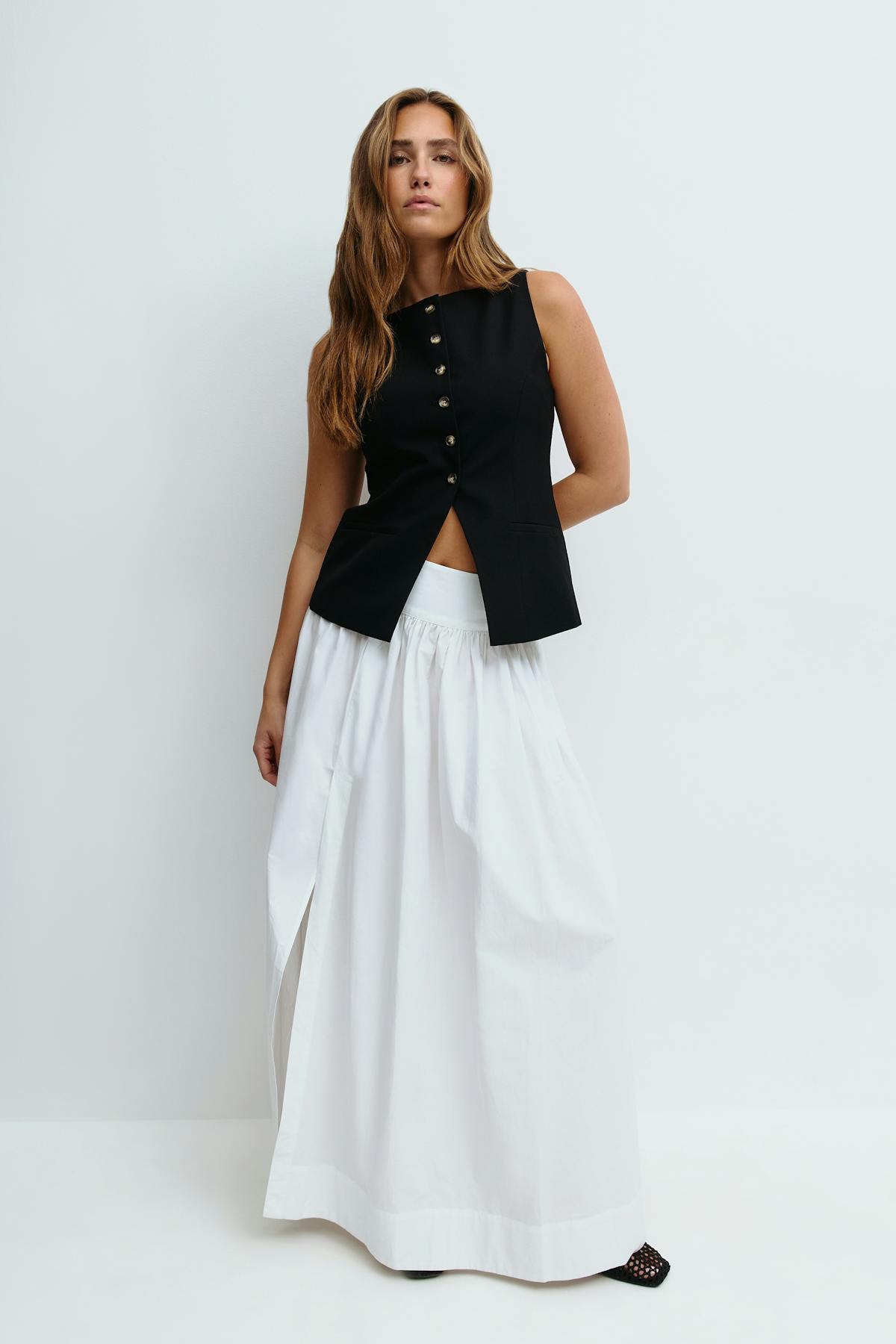 Tailored boatneck vest