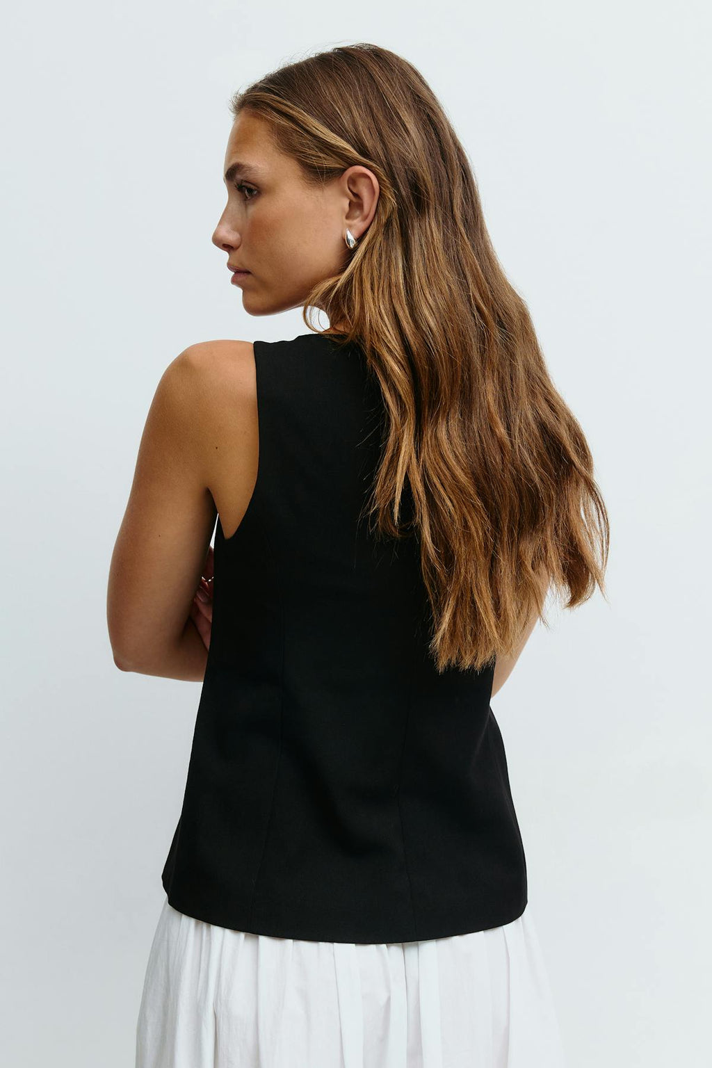 Tailored boatneck vest