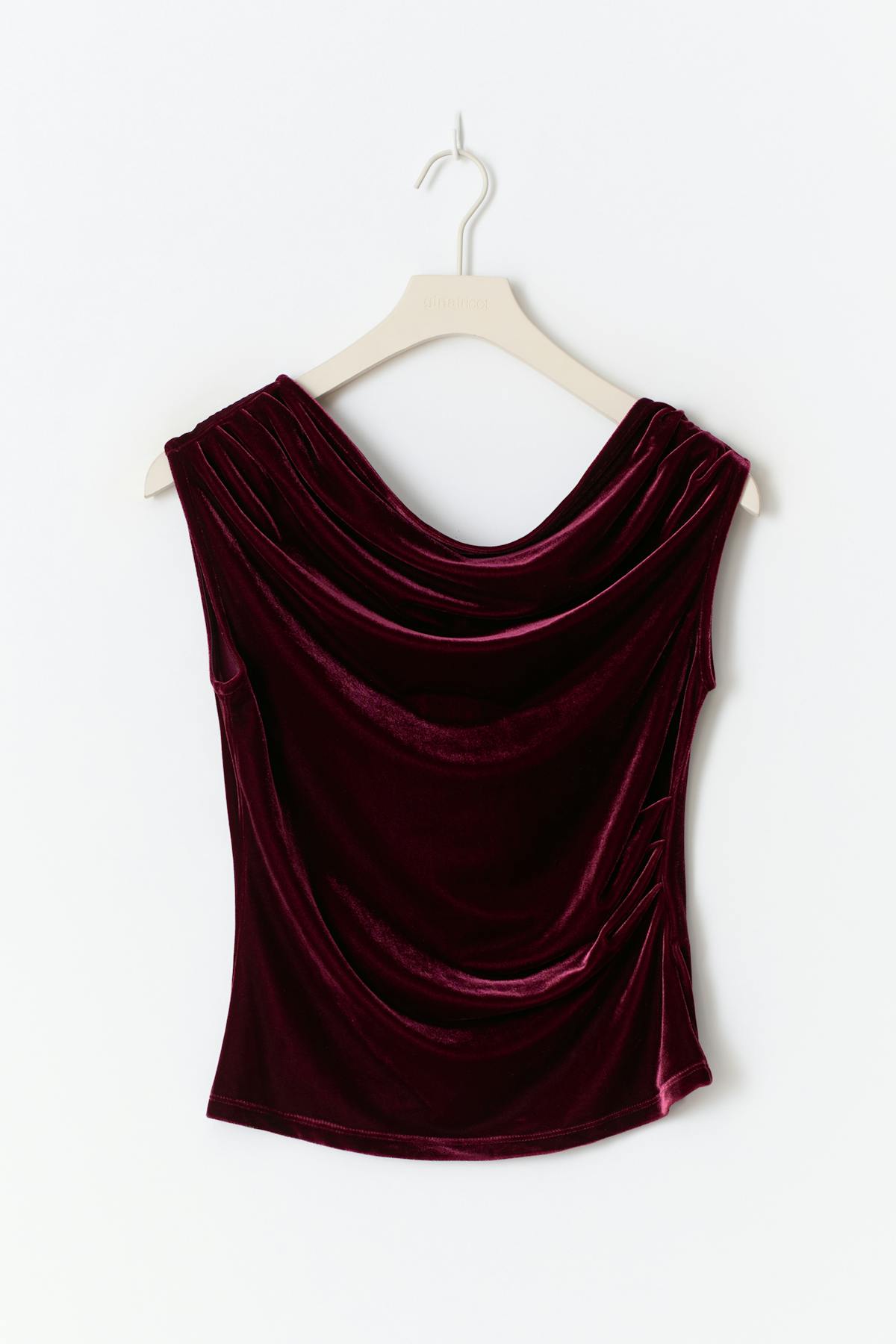 Asymmetric velvet top
