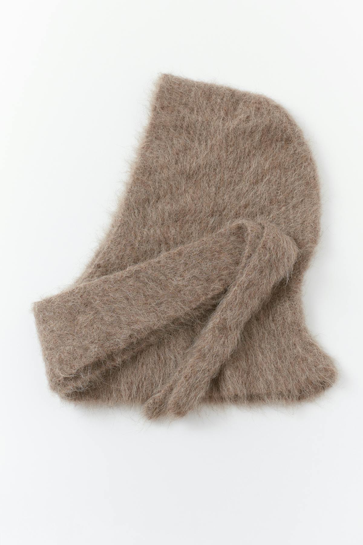 Premium alpaca bonnet