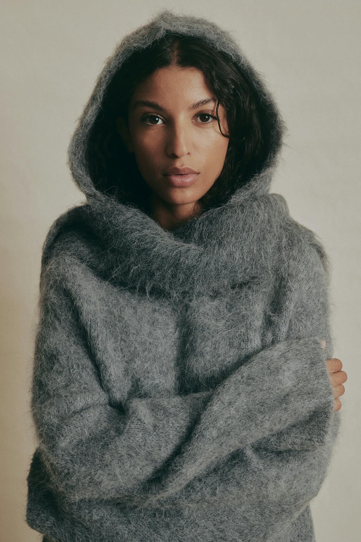 Premium alpaca bonnet