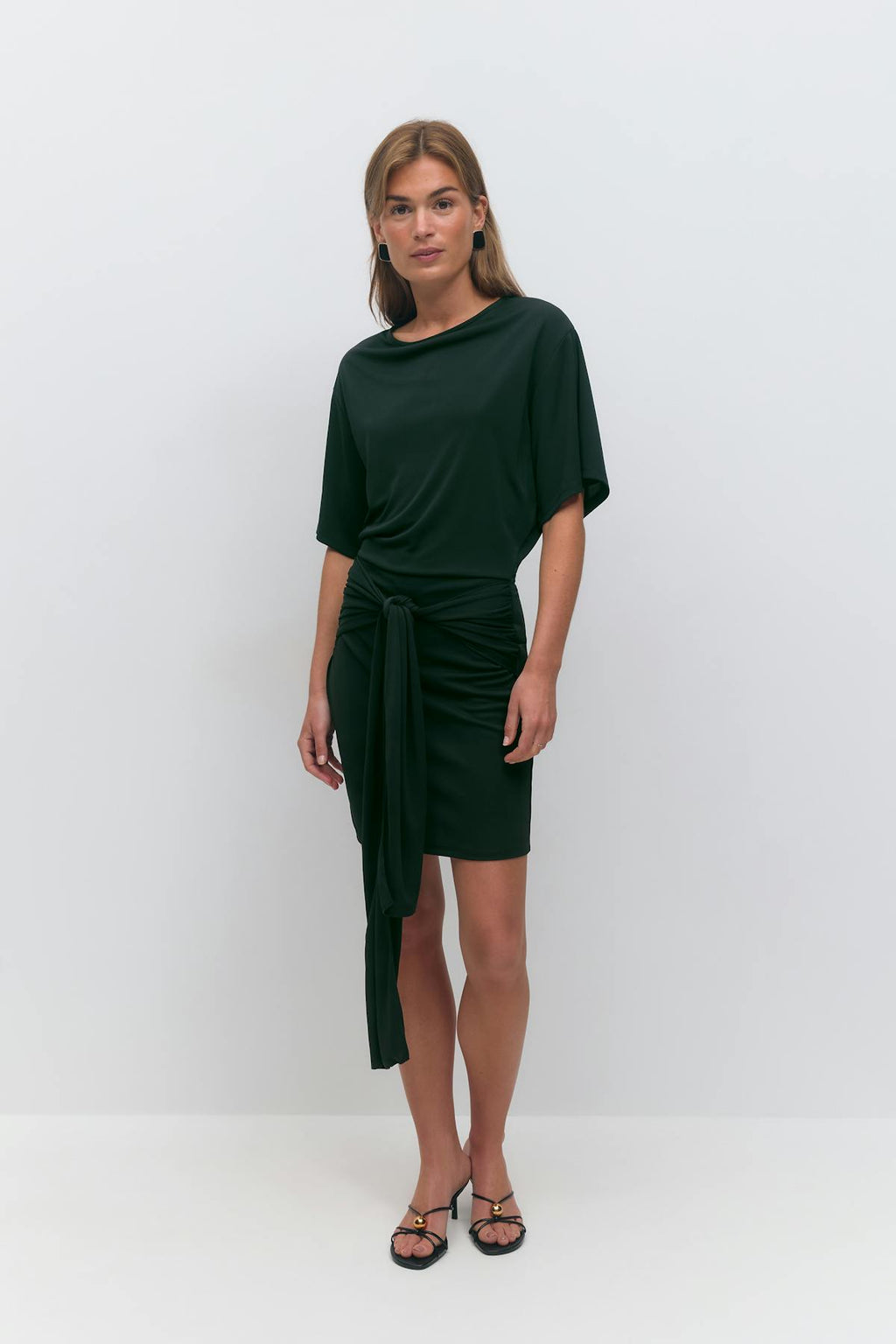 Tie shortsleeve dress