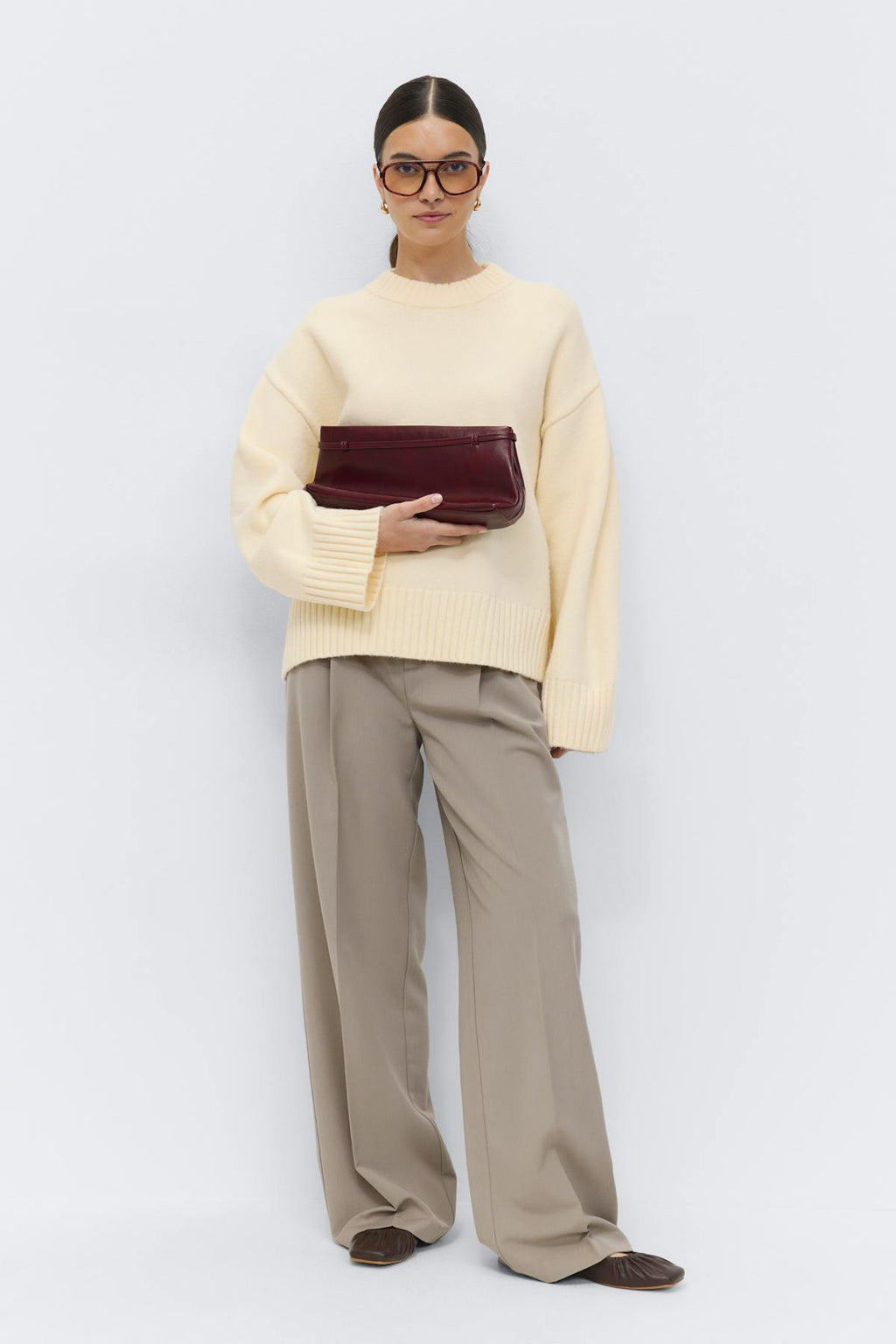Crew neck knitted sweater