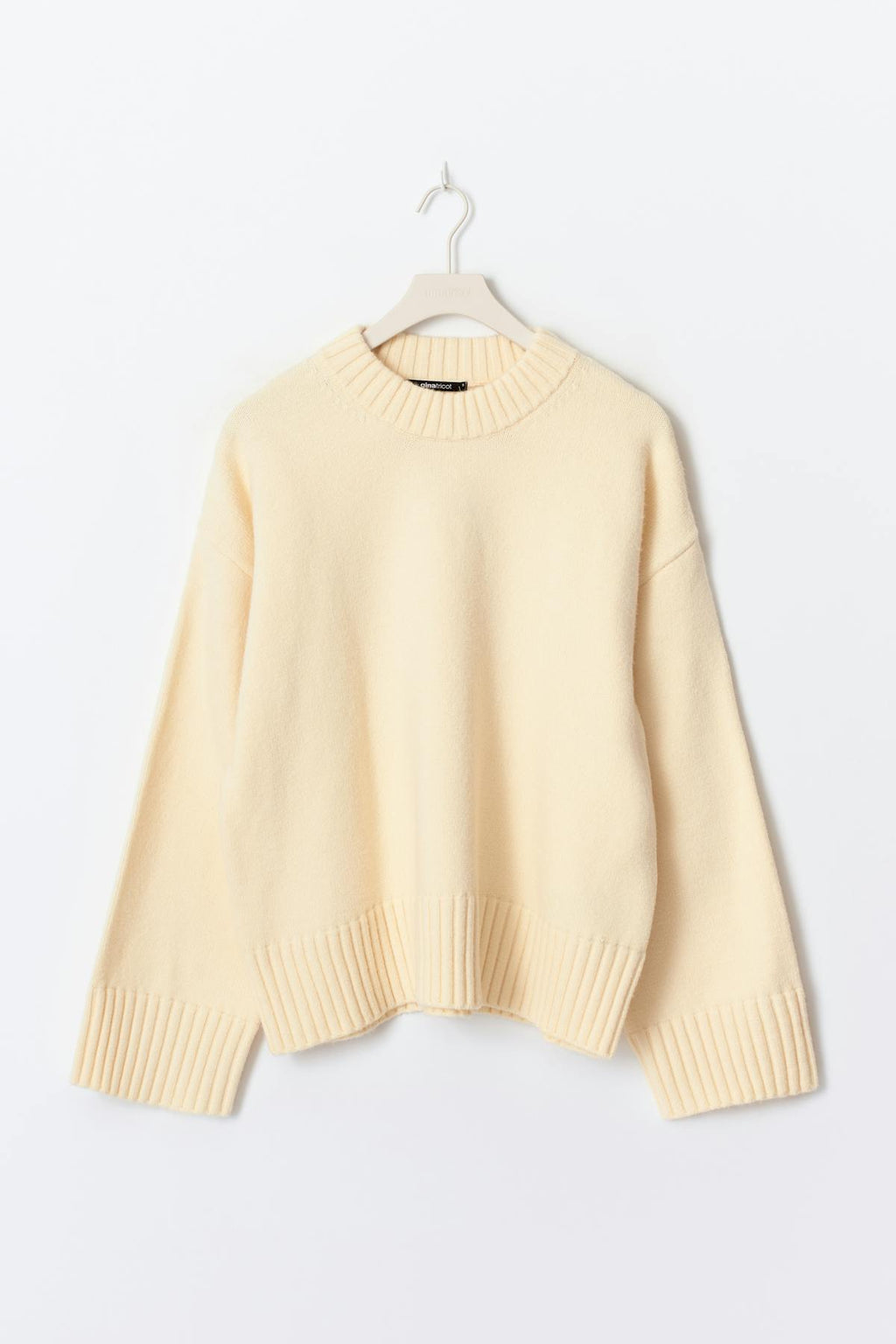 Crew neck knitted sweater