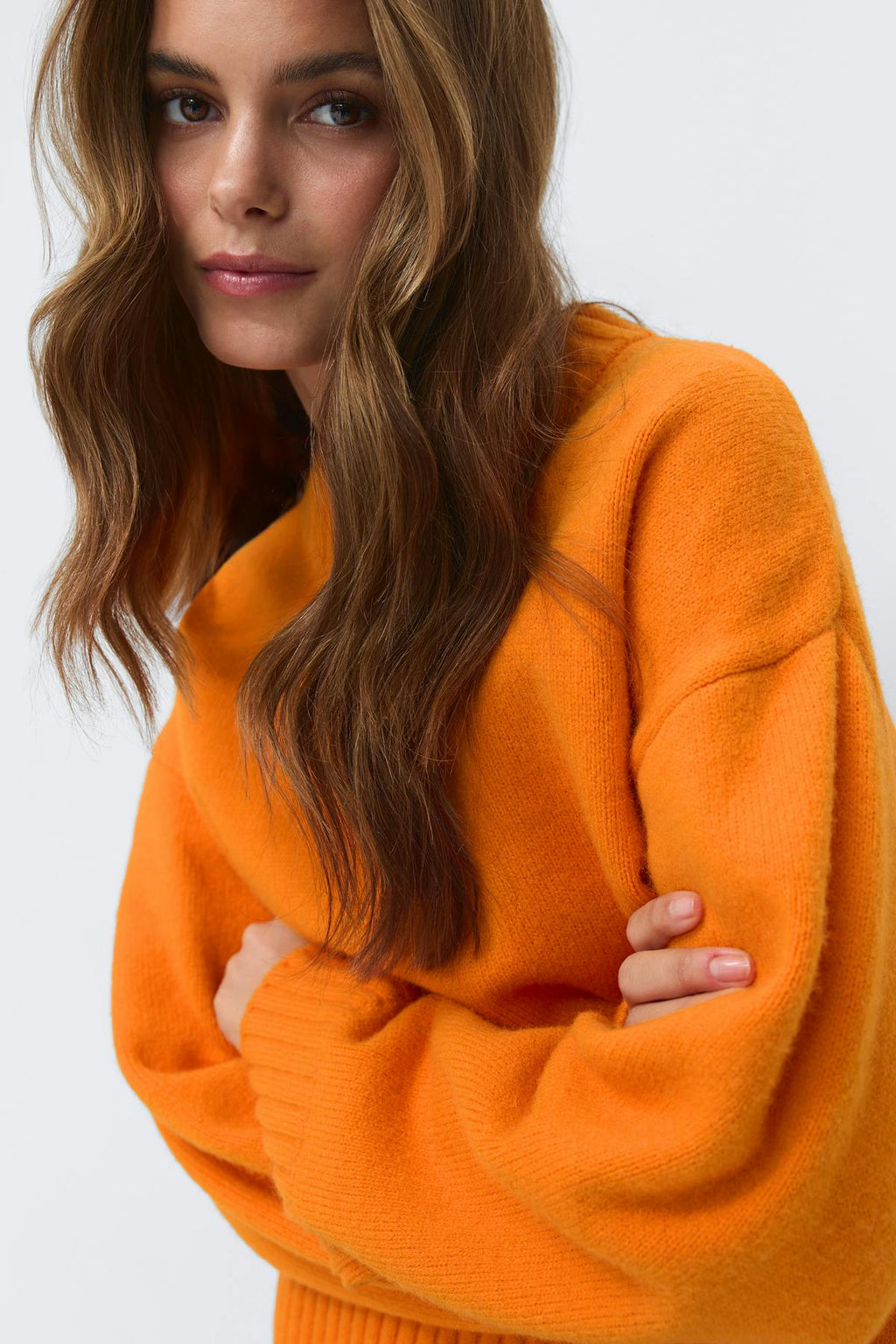Crew neck knitted sweater