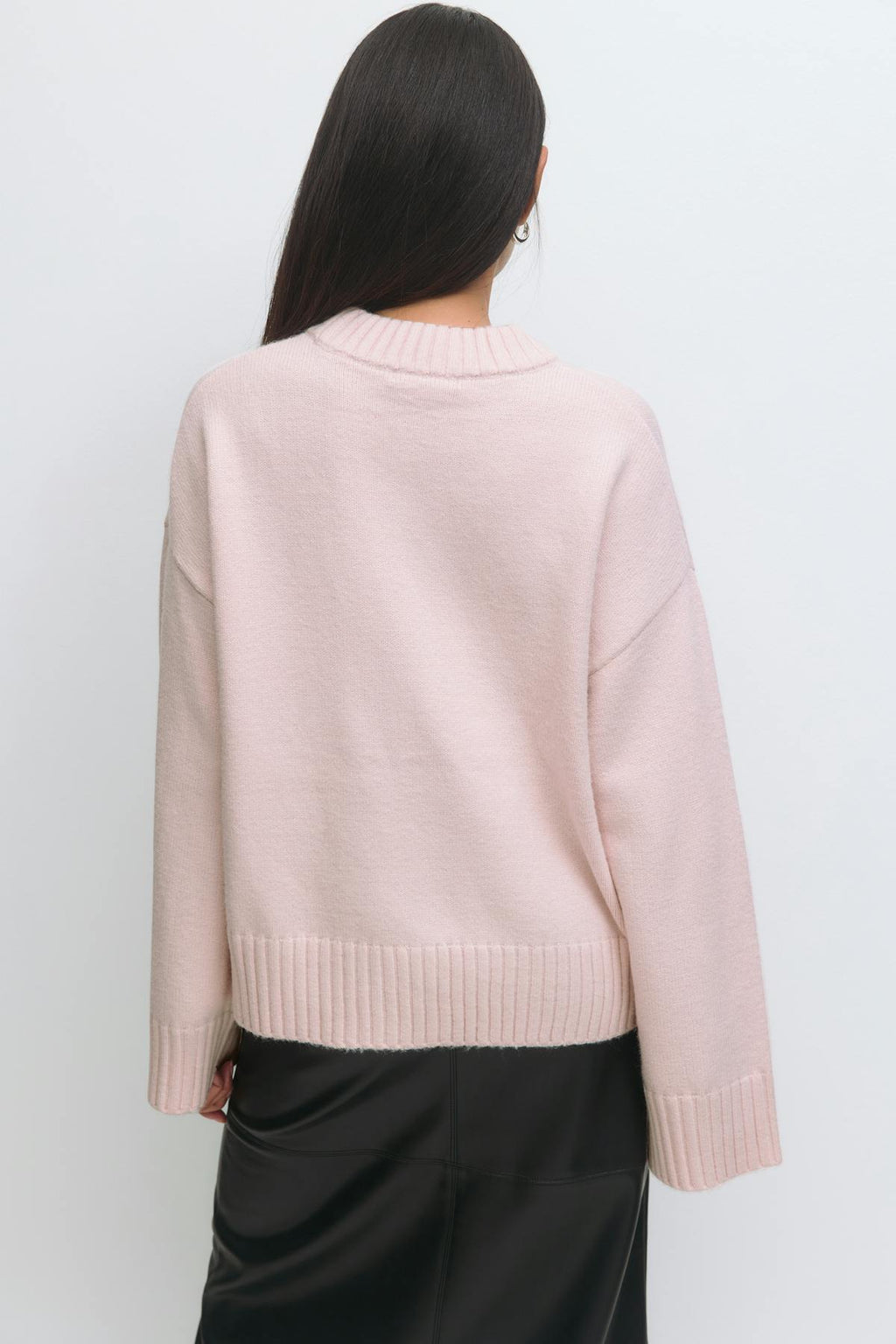 Crew neck knitted sweater