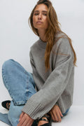 Crew neck knitted sweater