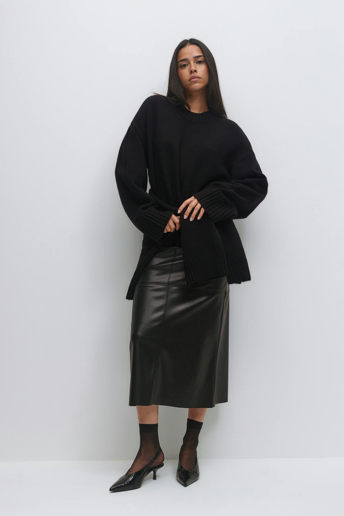 Crew neck knitted sweater
