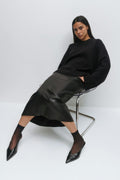 Crew neck knitted sweater