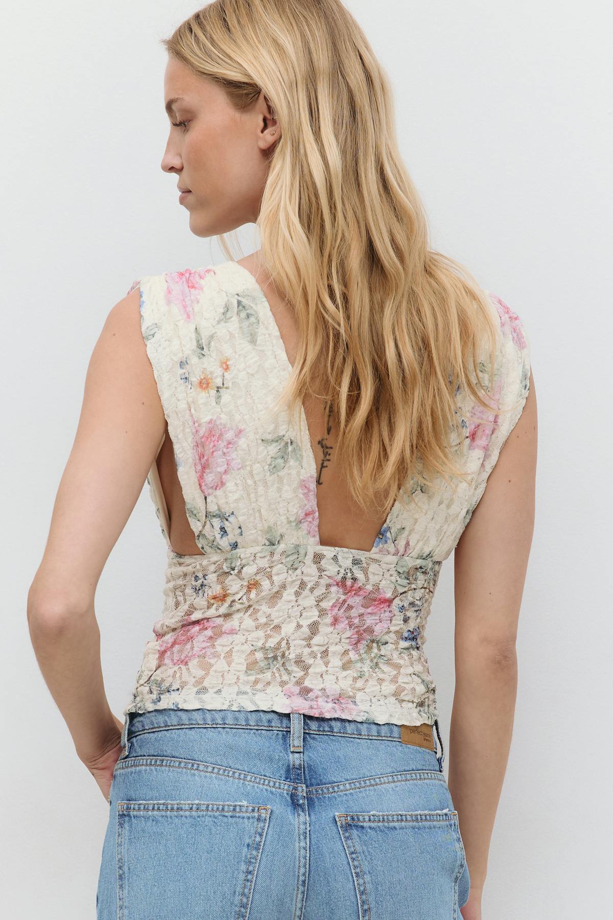 Lace top