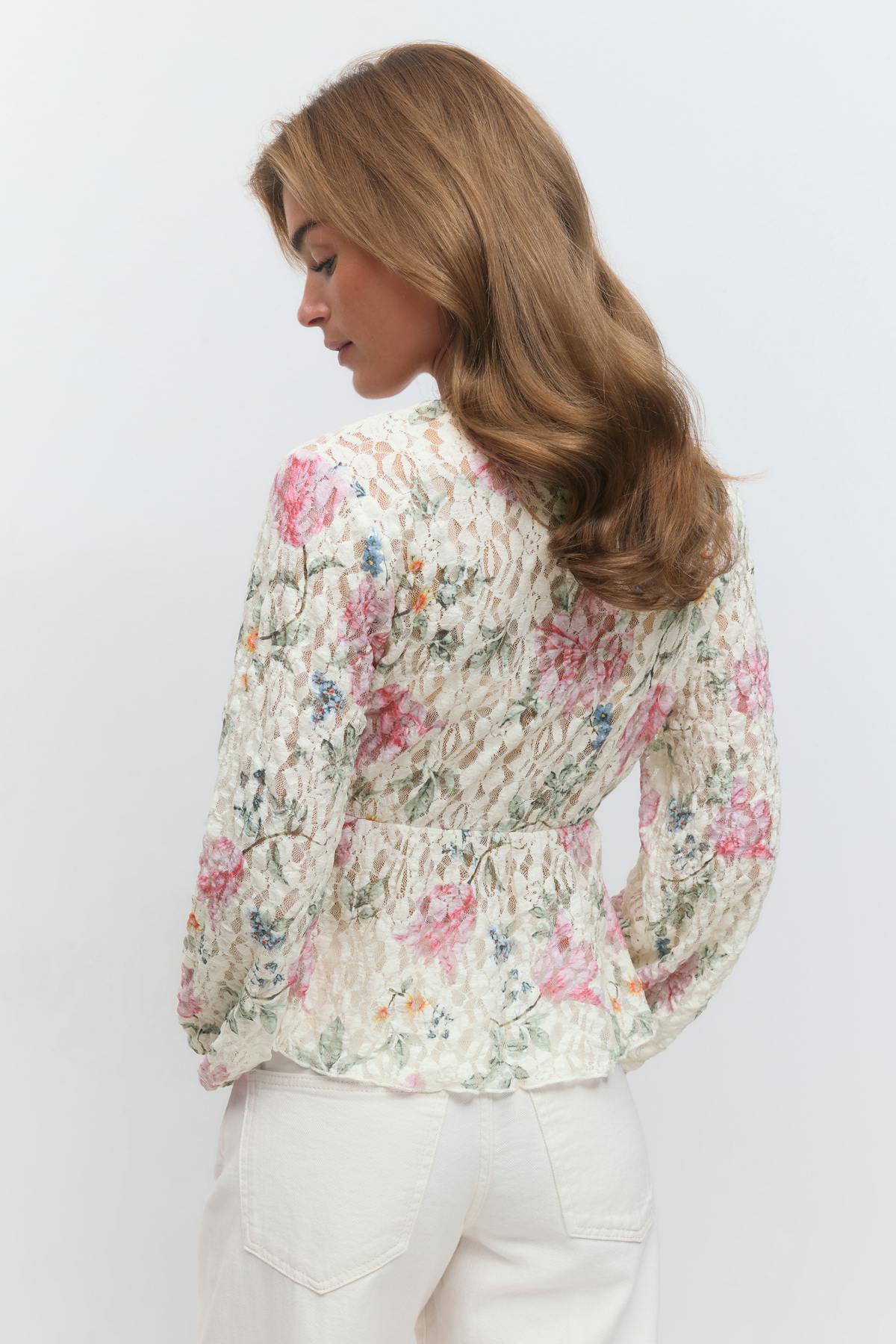 Lace long sleeve top