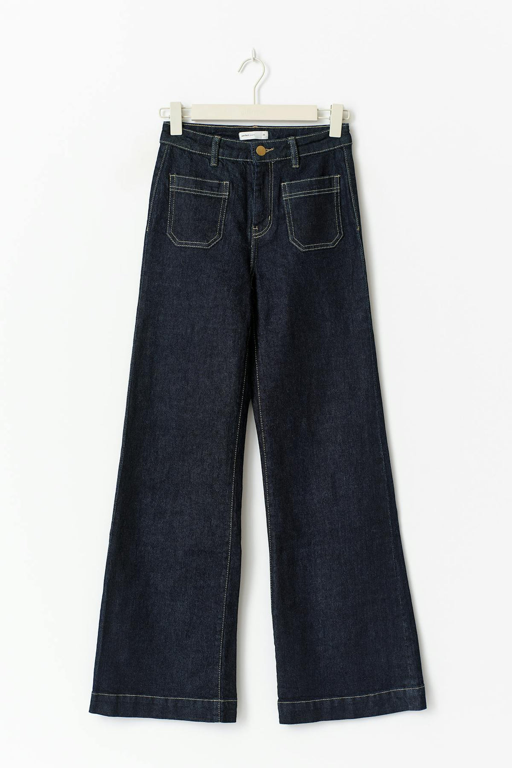 Front pocket flare jeans