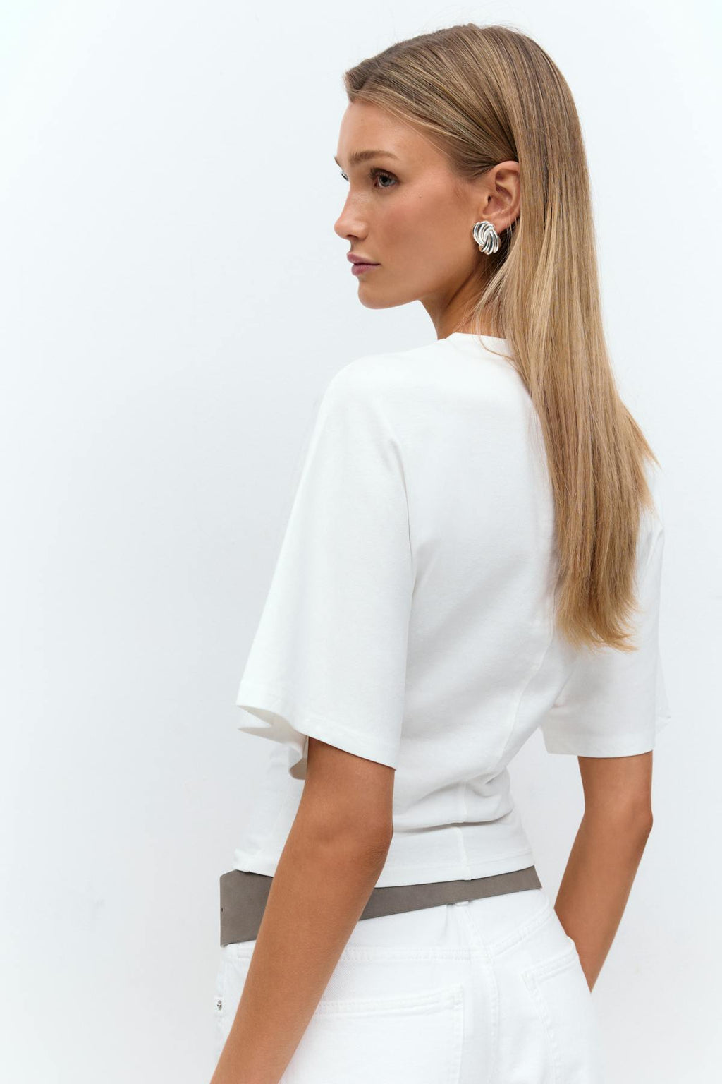 Sculpture seam detail top