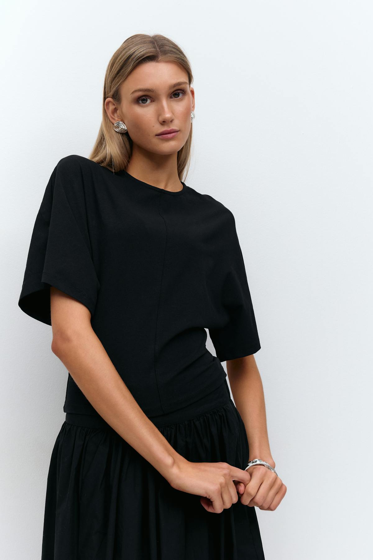 Sculpture seam detail top