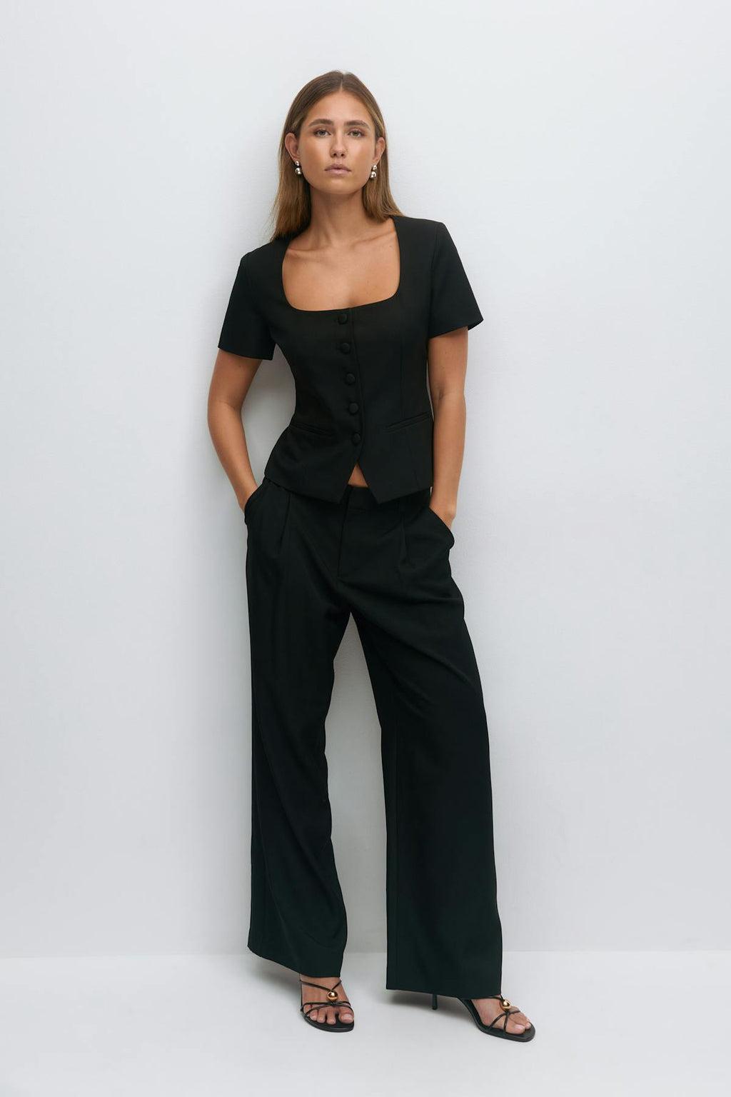 Short sleeve top