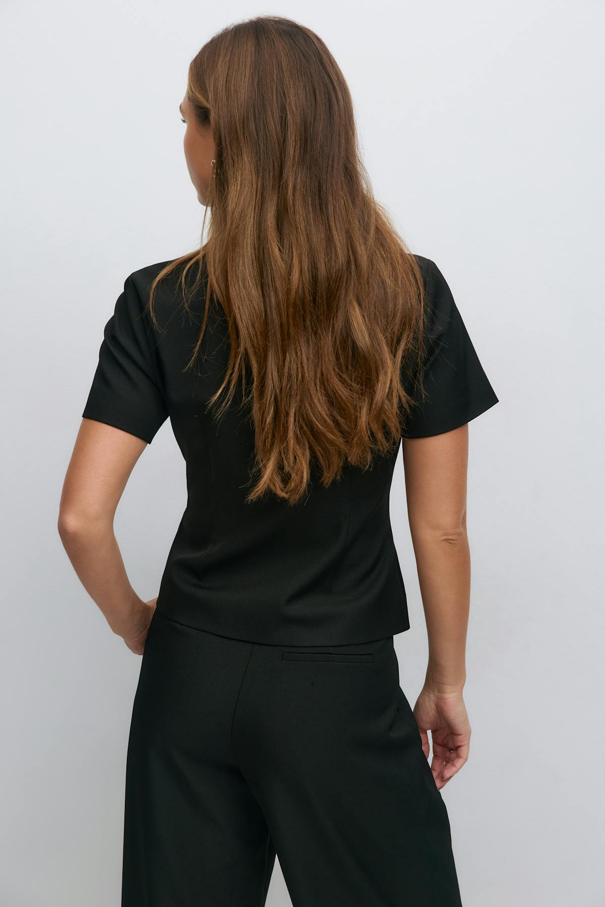 Short sleeve top