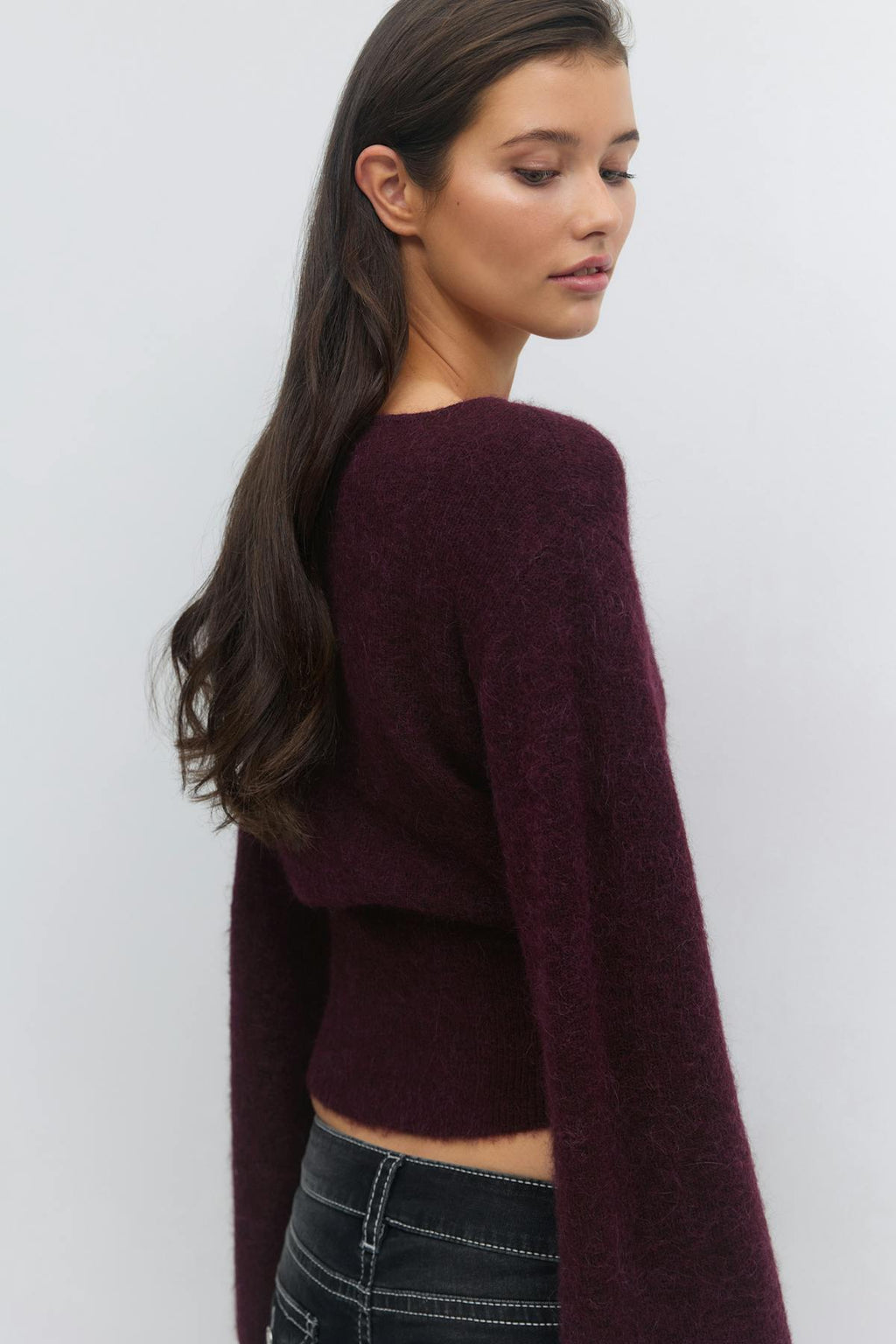 14+ shaped knitted sweater