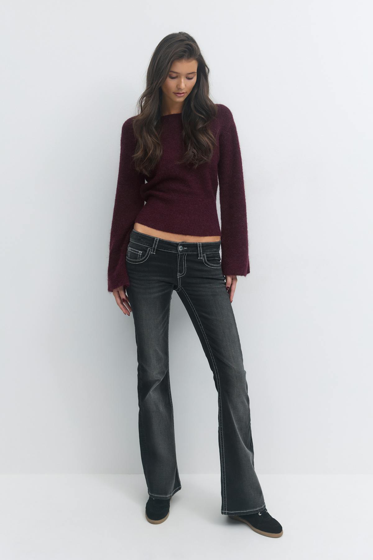 14+ shaped knitted sweater