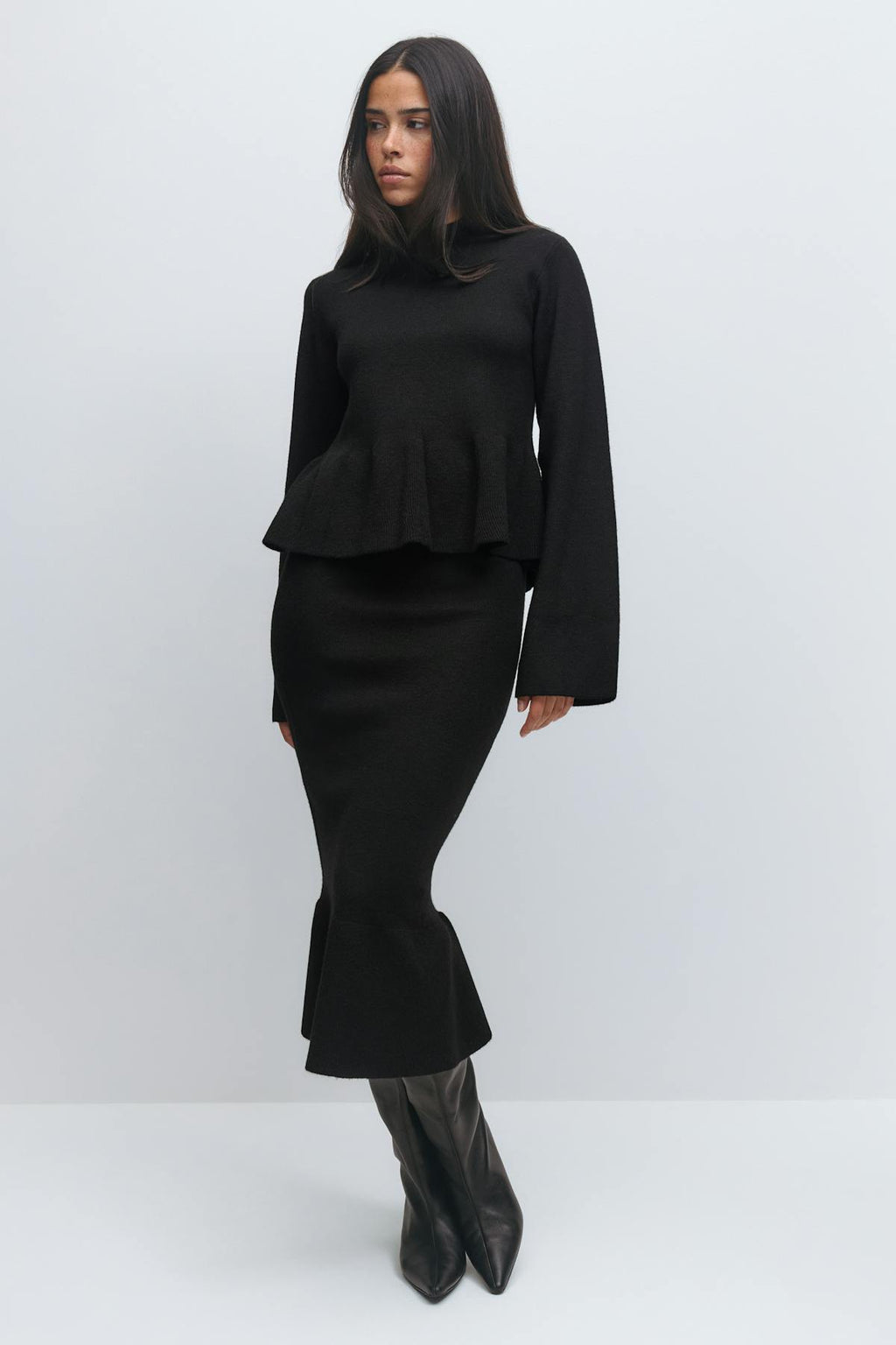 Knitted peplum skirt