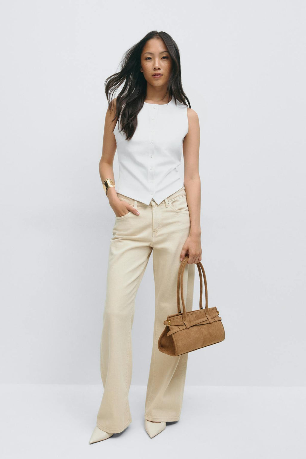 Buckel shoulder bag