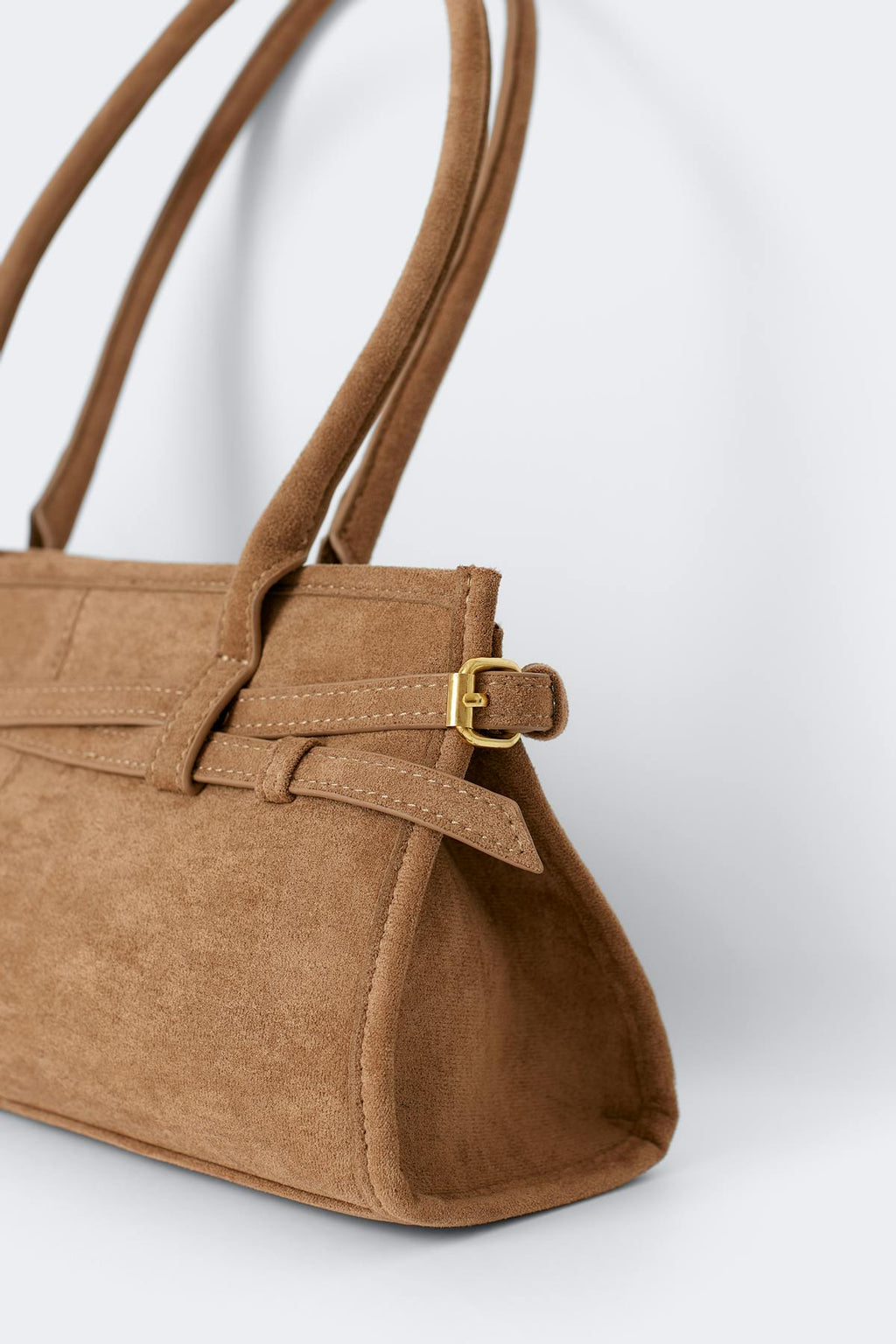 Buckel shoulder bag