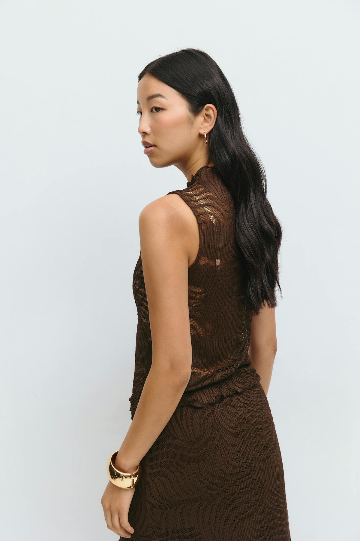 Funnel neck lace top