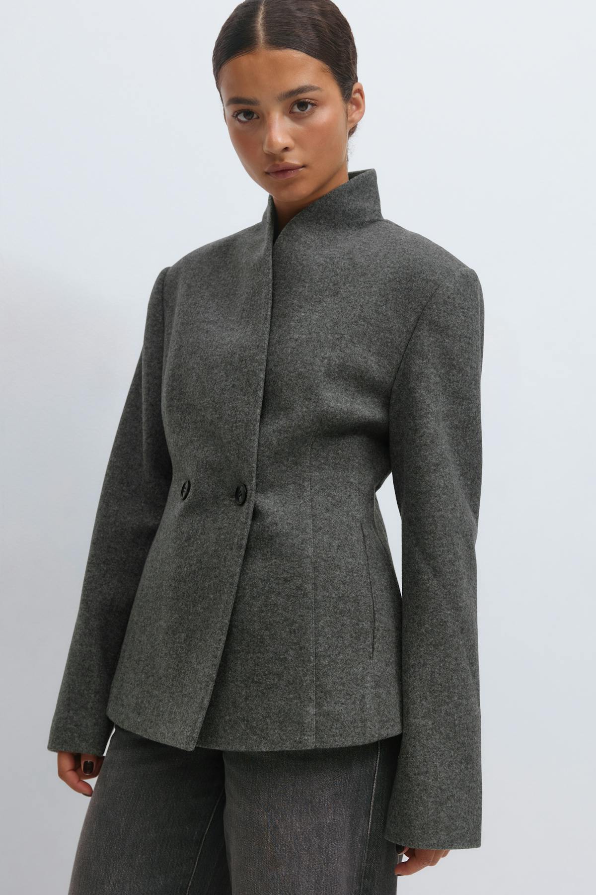 Shaped wool blend jacket