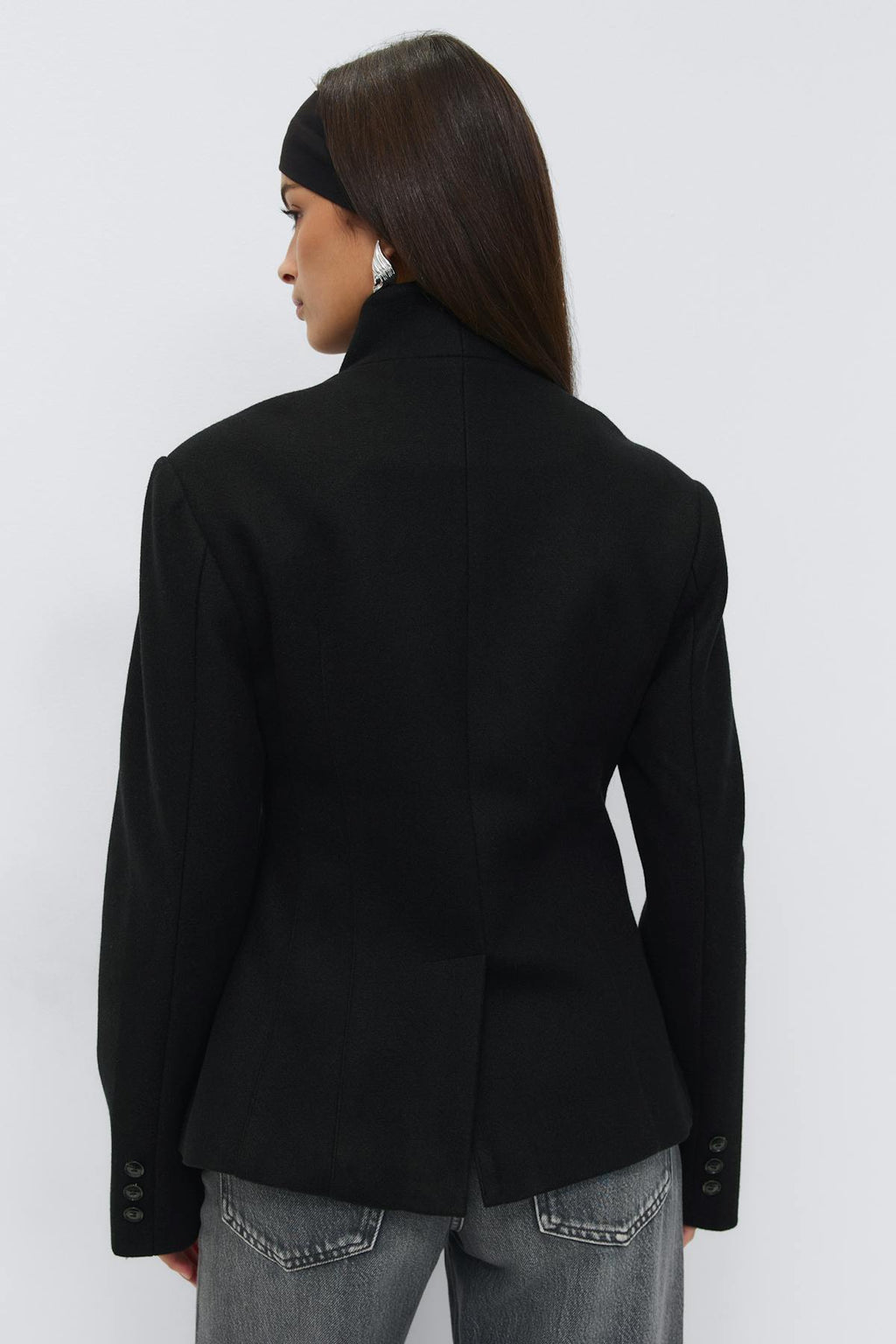 Shaped wool blend jacket
