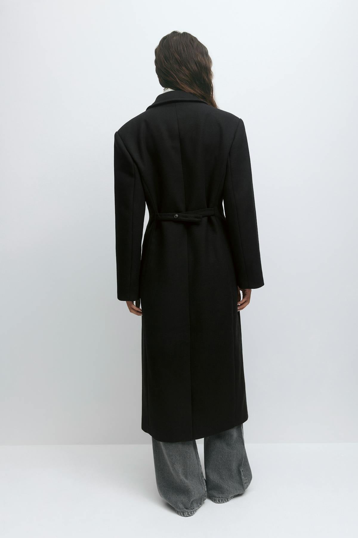 Shaped long coat