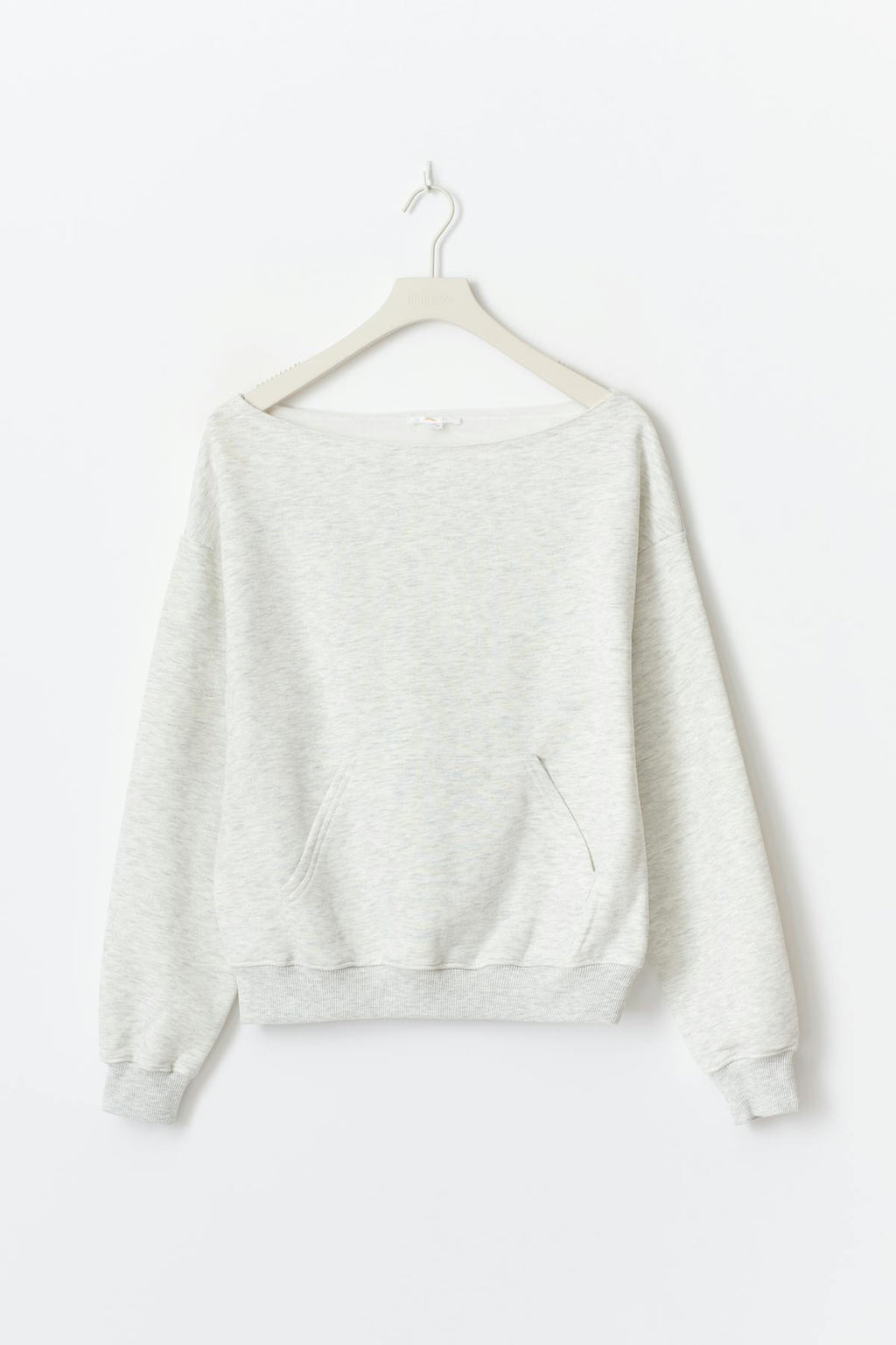 Y off shoulder sweater