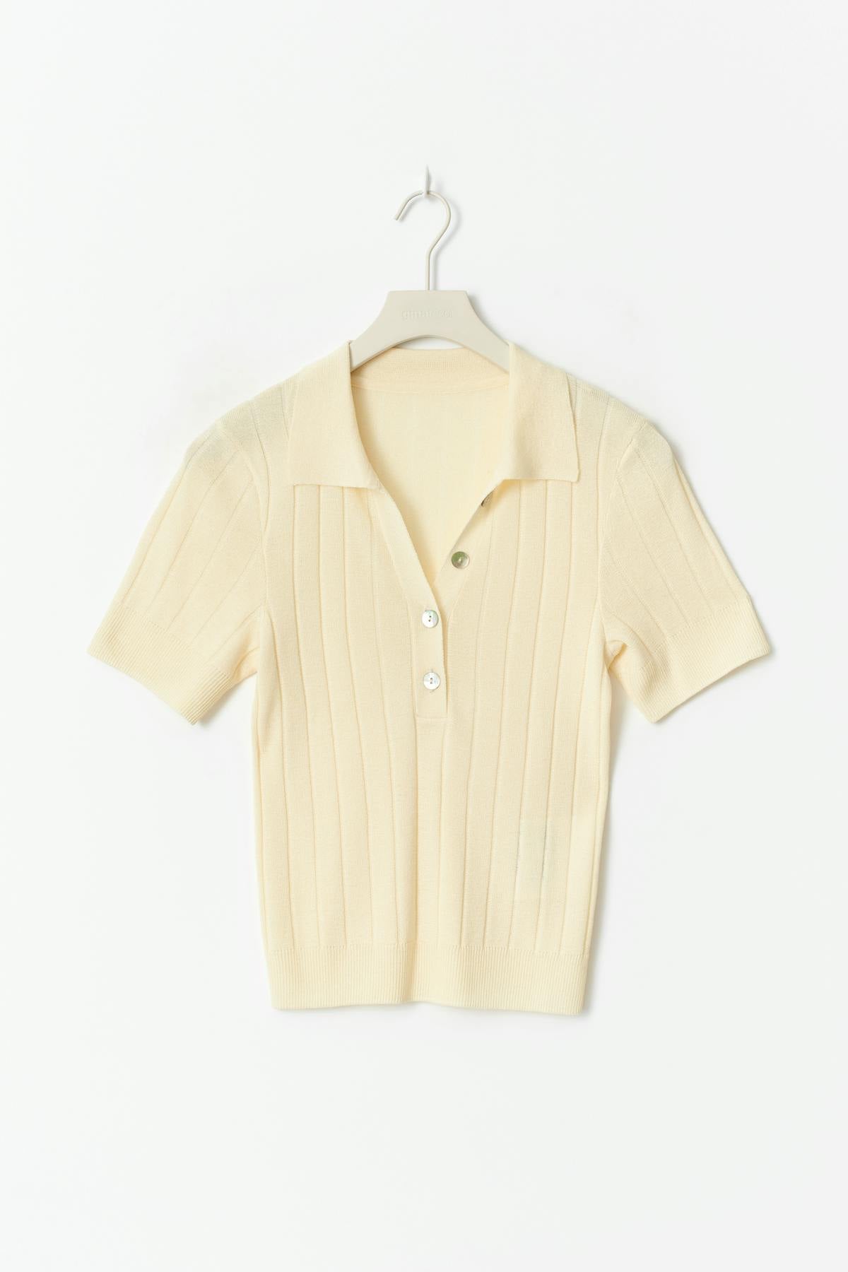 Collar knitted top