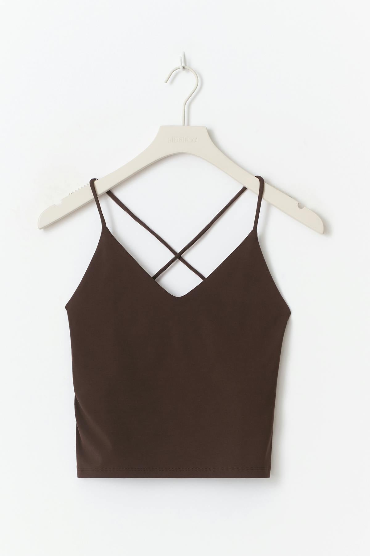 Strappy yoga singlet
