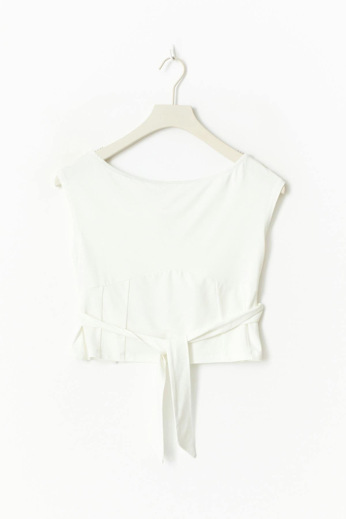 14+ open back tie top