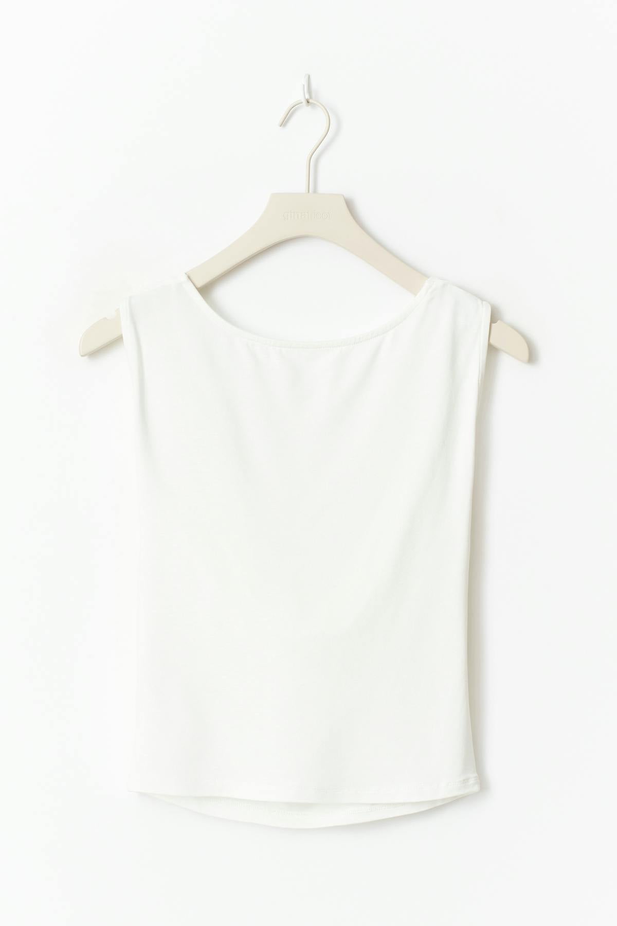 14+ open back top